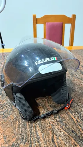 Capacete