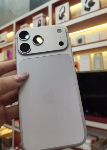 iPhone 17 pro Max 512gb silver 98% semi novo