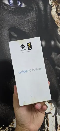 Motorola Edge 70 Fusion 5G 256GB 24GB  de RAM [ NOVO LACRADO ] 