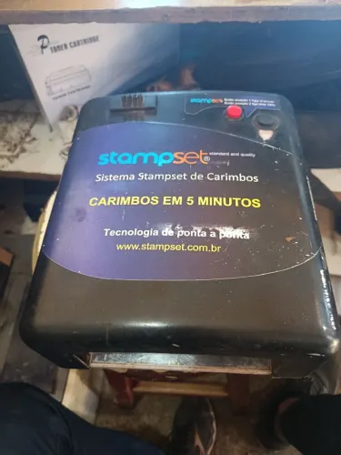 Máquina de fazer carimbo