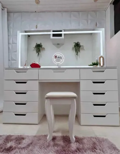 Penteadeira camarim com banqueta e iluminação