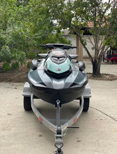 Jet-ski SeaDoo GTI 2023