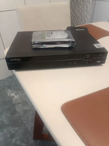 DVR Intelbras com Hd 4tb 16 canais 
