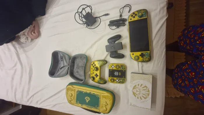 Switch OLED desbloqueado kit zelda