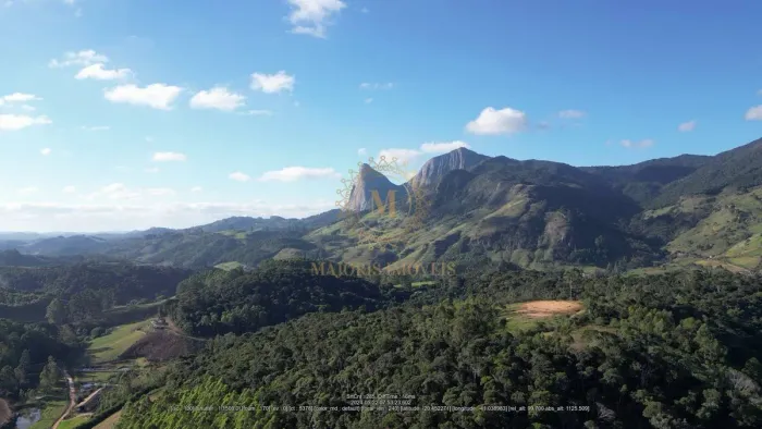 Terreno região de Pedra Azul, São Paulino