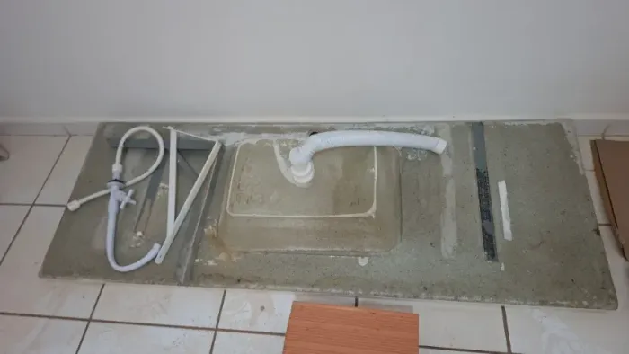 Pia e cuba de cozinha e tanquinho