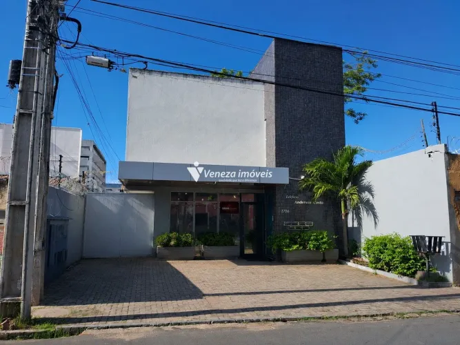 Apartamento Semimobiliado para Aluguel no Centro | Av. Lisandro Nogueira