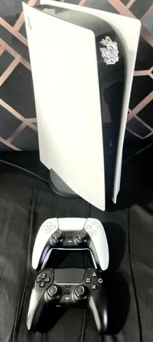 Vendo Playstation 5 mídia física Impecável