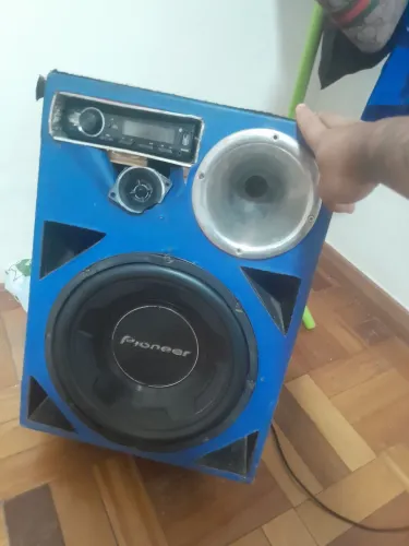 Vendo ou troco som altomotivo 