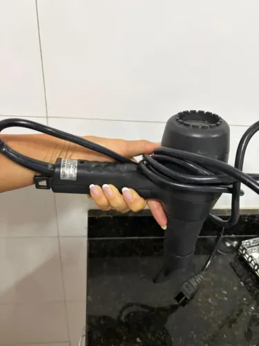 Vendo secador 60. Ventilador 100. Caixa para Pet 150. Gamela de madeira 30
