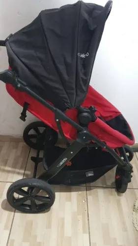 Carrinho+bebê conforto....