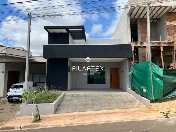 Casa a Venda em Condomínio Hemital Park na região Norte de Londrina.