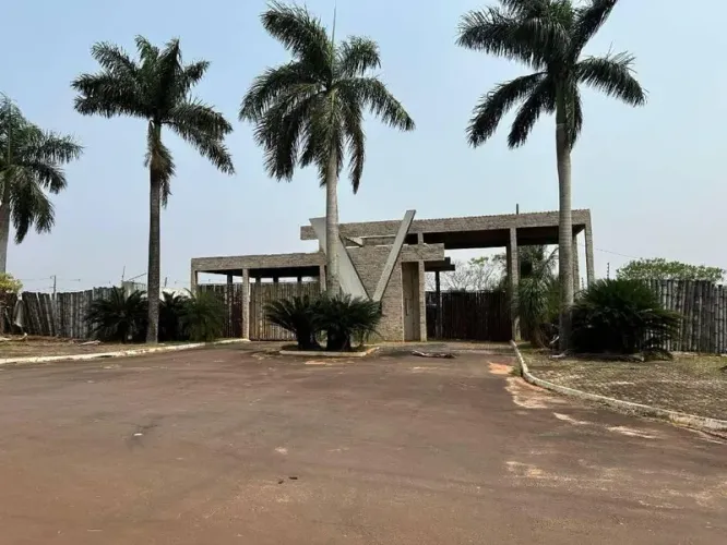 Lote com Terreno 723m² | DESOCUPADO | Pérola-PR | Condomínio Parque Residencial Viva - Som