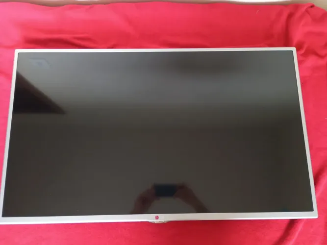 TV LG 39" (Leia todo o anúncio)