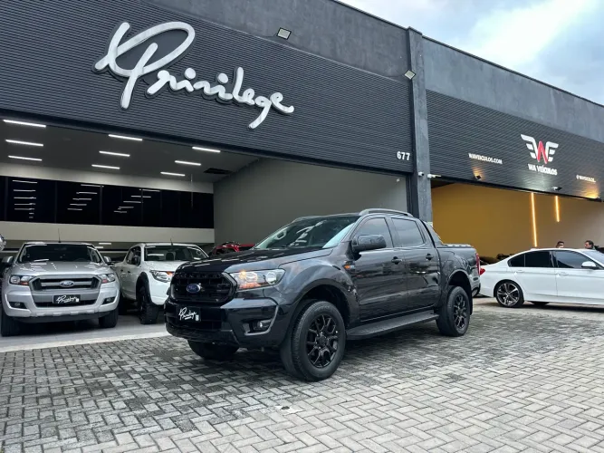 Ford Ranger Black 2.2 4X2 CD Diesel AUT 2023