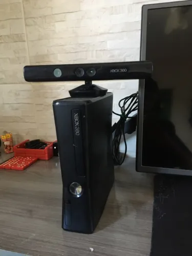 Xbox 360 S desbloqueado + Kinect