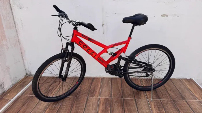 Bicicleta com amortecedor aro 26