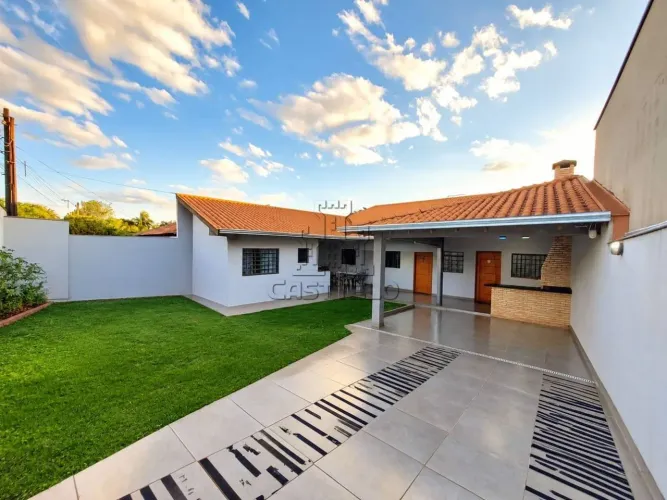 Casa com 4 dormitórios à venda, 131 m² por R$ 560.000 - Residencial Loris Sahyun - Londrin