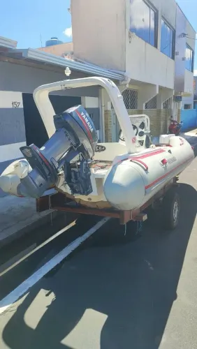 Vendo bote inflável