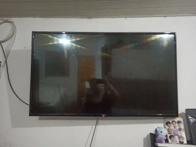 Smart tv LG 49 polegadas (com defeito) 