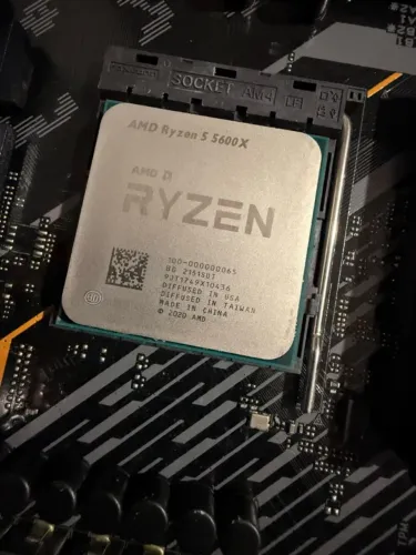 RYZEN 5 5600X + PLACA MÃE ASUS TUF X570 PLUS BR + 32GB RAM DDR4 3200MHZ