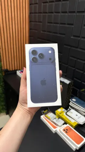 iPhone 17 Pro 256GB - Laranja - Lacrado