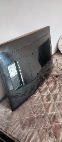 Pra hoje smar tv  pra retirar peças 