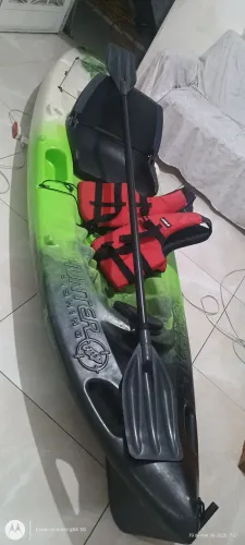 Vendo caiaque Hunter  fishing  vai com o remo e o colete junto