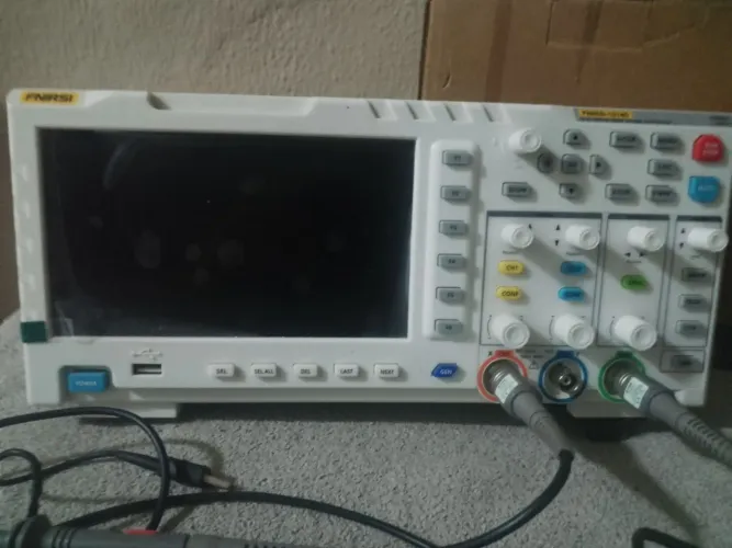 Osciloscópio profissional