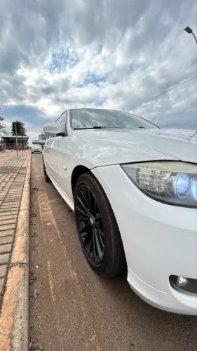 BMW 320I A 2011