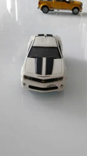 Camaro Miniatura escala 1/43