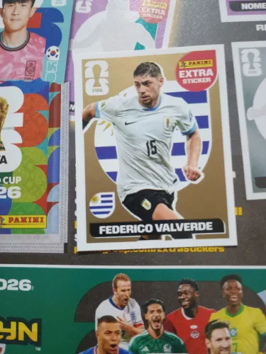 FIGURINHA EXTRA STICKER OURO - FEDERICO VALVERDE | PANINI COPA DO MUNDO 2026
