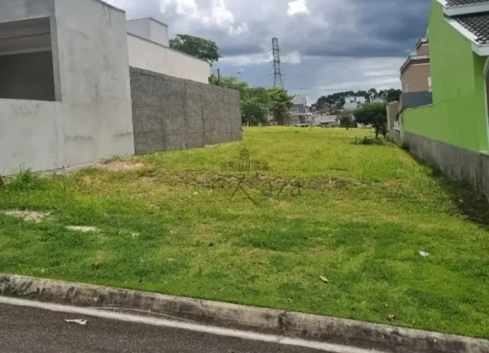 Oportunidade - Terreno em Condomínio - Condomínio Residencial Fogaça - Jardim Panorama - J