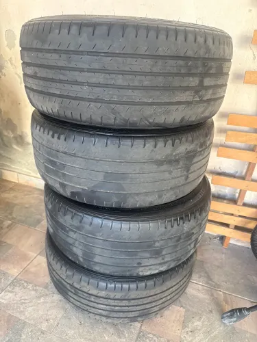 Pneus 225/45 R17
