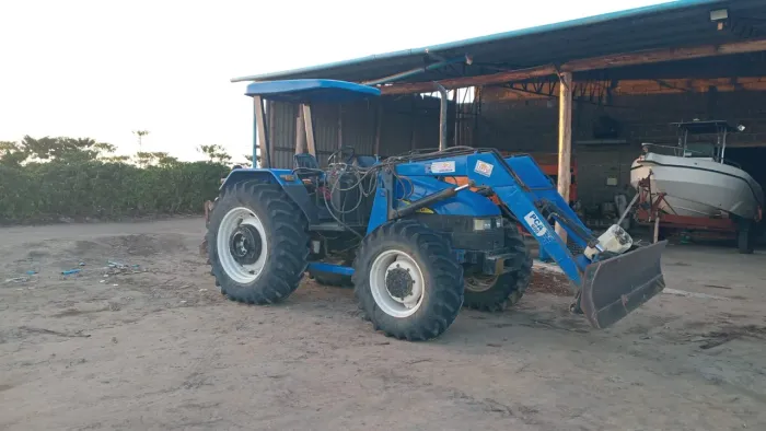 Vendo trator TL85
