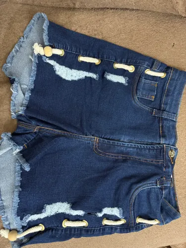 Short jeans