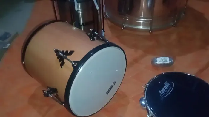 Tudo R$=2.200 cavaquinho, Bacurinha, pandeiro, Marcação, cavganza, Repique d Mão, Tamburin