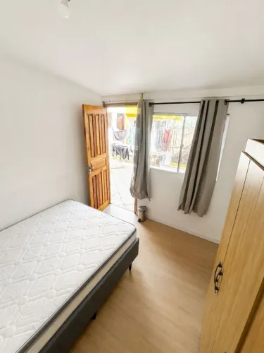 Quarto Individual no Itacorubi ( 1100 R$ )