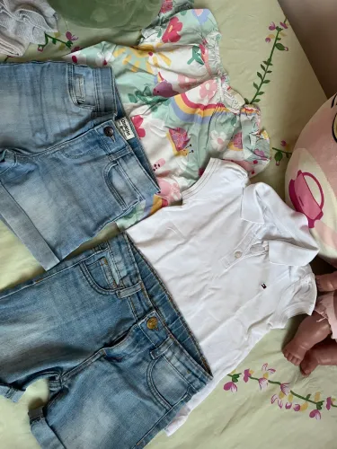 Roupa de marcas infantil menina usada em ótimo estado ?