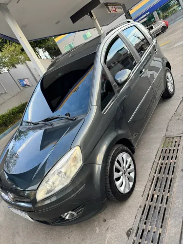 Fiat Idea Attractive 1.4 Fire Flex 8V 5P 2013