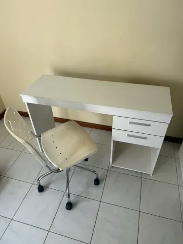 Mesinha + Cadeira de estudo