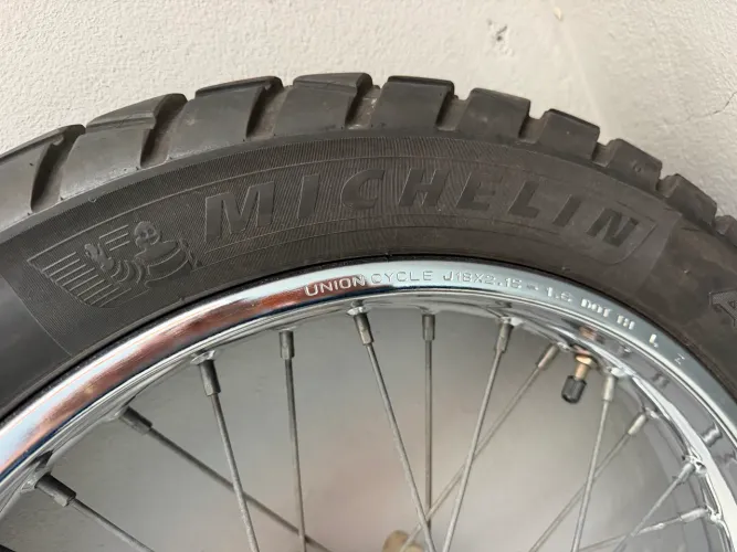 Rodas lander c Pneus