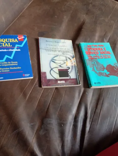 Vendo Livros.