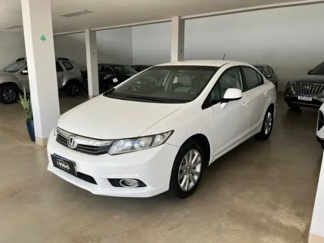Honda Civic Sedan LXS 1.8/1.8 Flex 16V Aut. 4P 2014