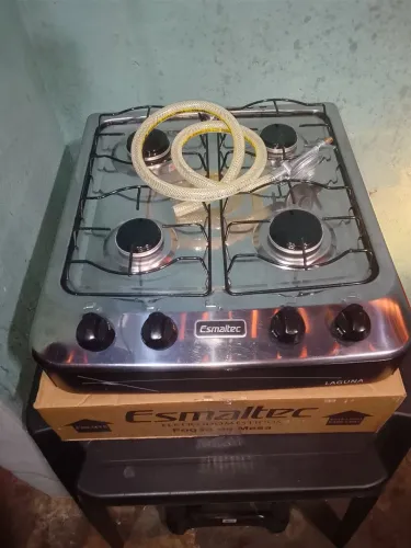 FOGÃO DE MESA+MESA+2.BANCOS