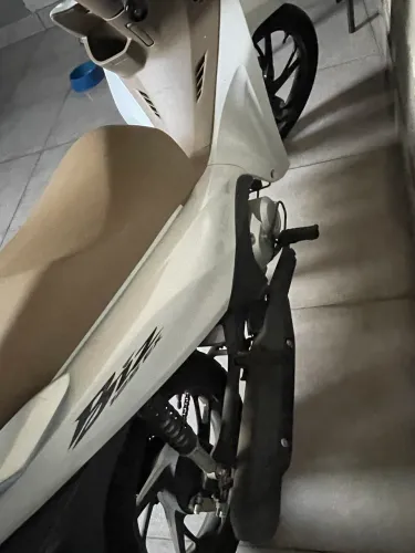 Biz 125 EX - ano 2025