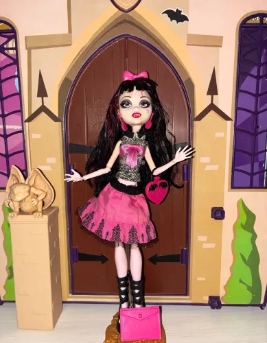 Monster High G1- Draculaura picture day