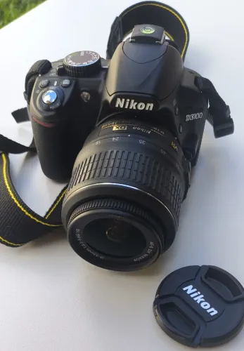 Nikon D3100 DSLR + Lente 18-55mm VR | Apenas 1.982 Cliques | Kit Completo