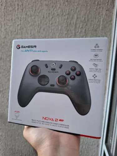 CONTROLE GAMESIR NOVA LITE 2(LACRADO)