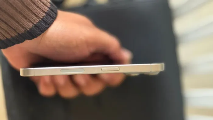 iPhone 15 pro 128 SEMI NOVO